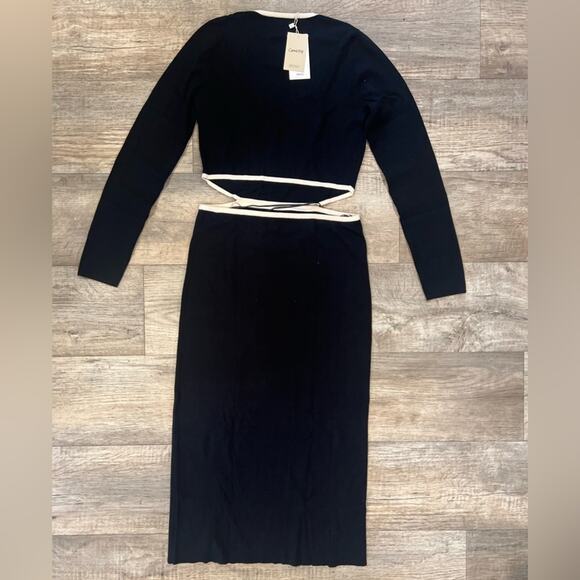 RARE!!! MANGO Contrast Piping Knit Dress NWT - Picture 16 of 16